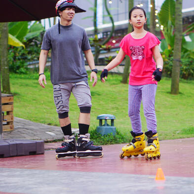 tempat les skateboard tangerang kursus skateboardlongboard cruiser quadskate rollerskate rollerblade sepatu roda inlineskate skuter otoped freestyle stunt scooter skateboarding terbaik skatepark kelas privat anak sehat guru event viral Popcorn Skate School