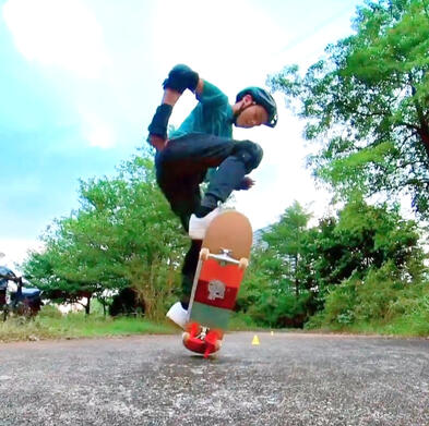 tempat les skateboard tangerang kursus skateboardlongboard cruiser quadskate rollerskate rollerblade sepatu roda inlineskate skuter otoped freestyle stunt scooter skateboarding terbaik skatepark kelas privat anak sehat guru event viral Popcorn Skate School